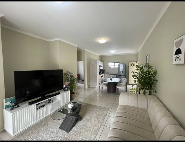 2 BEDROOM APARTMENT FOR SALE IN BRENTWOOD PARK